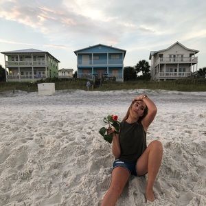 Meet your Posher, Julian